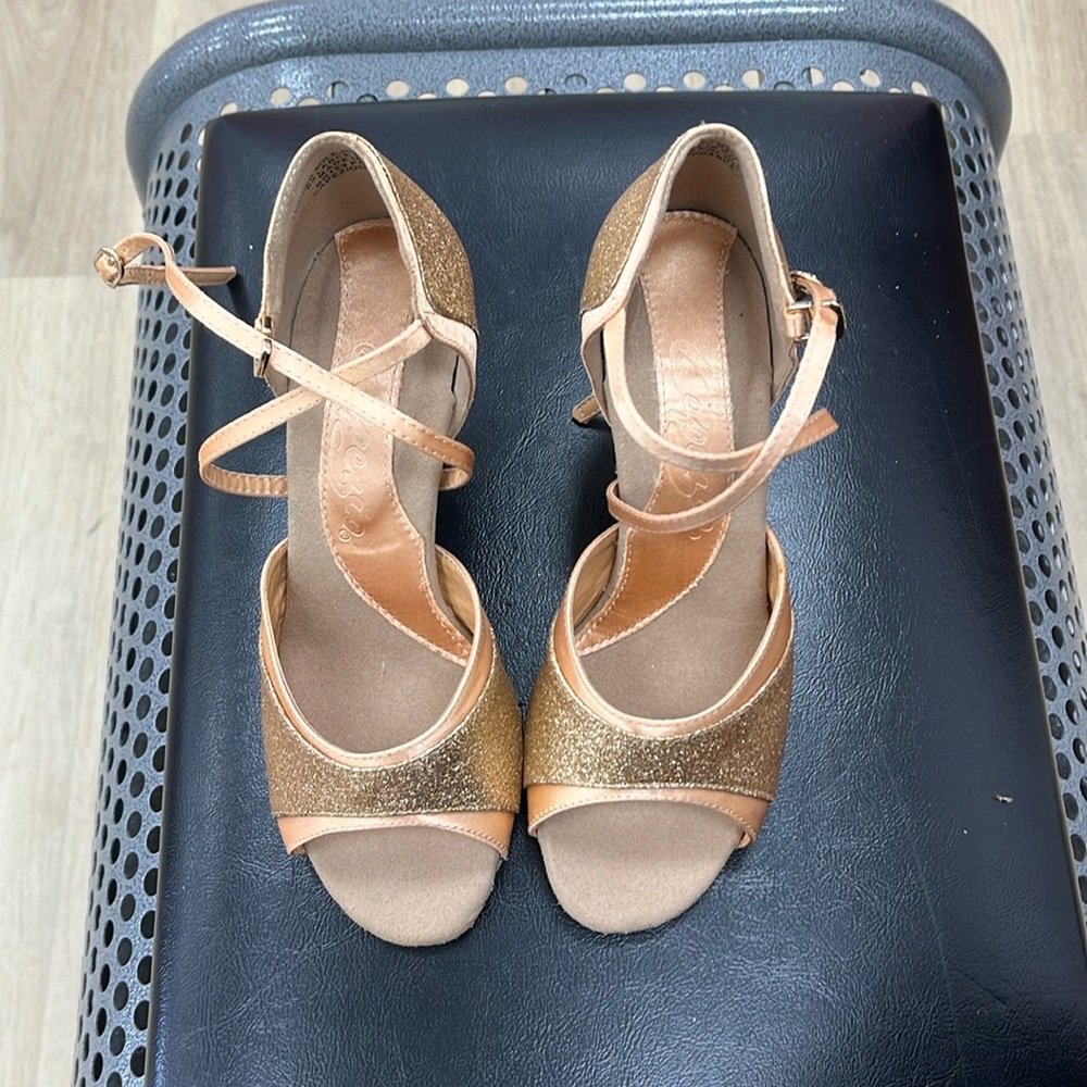 Br159 Nadia 2.5 inch heel